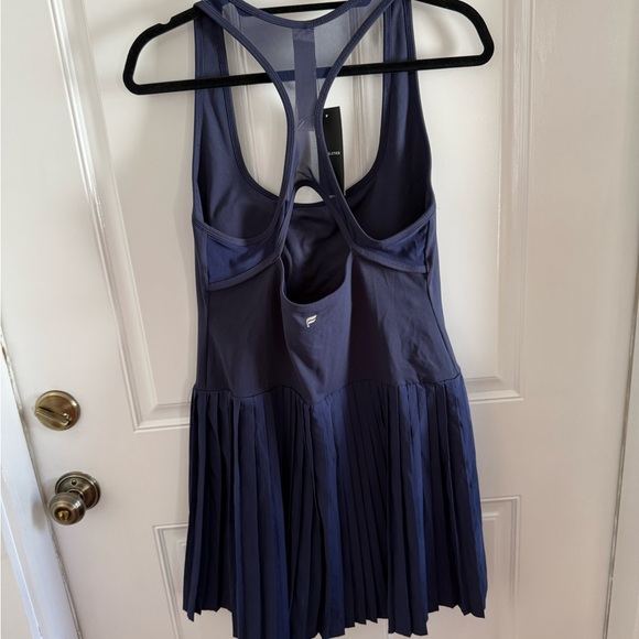 Fabletics Racerback Active Tank XL — Deep Navy - Picture 3 of 7